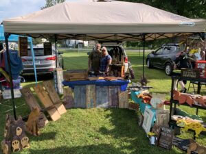 Farmer's Market Booth: Barnboard House Crafts